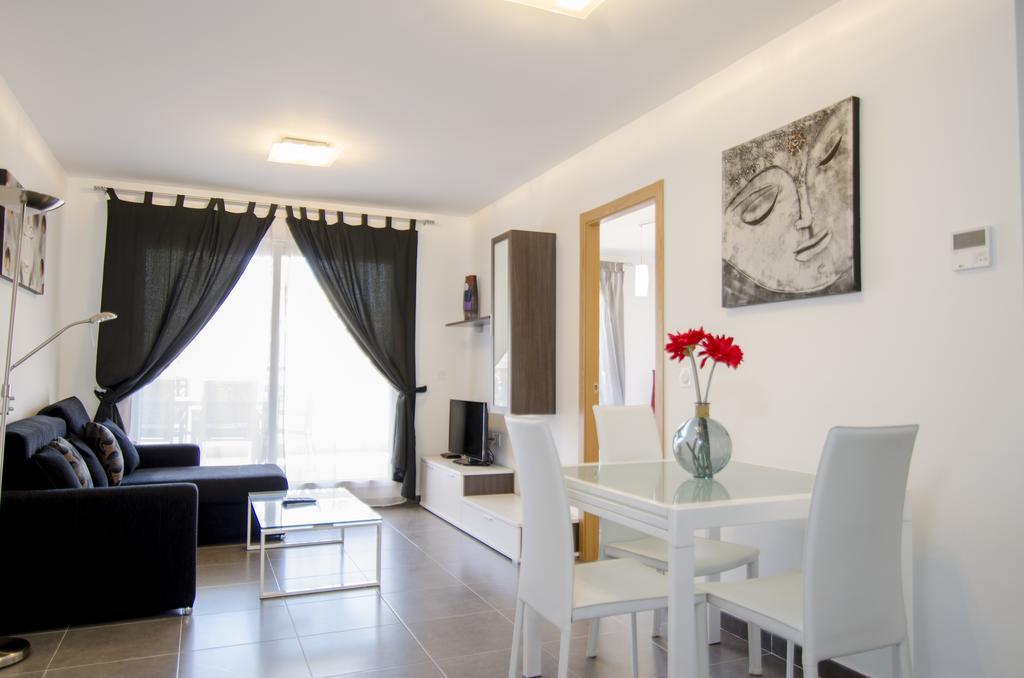 Residencial Linnea Sol By Mar Holidays 오리후엘라 외부 사진