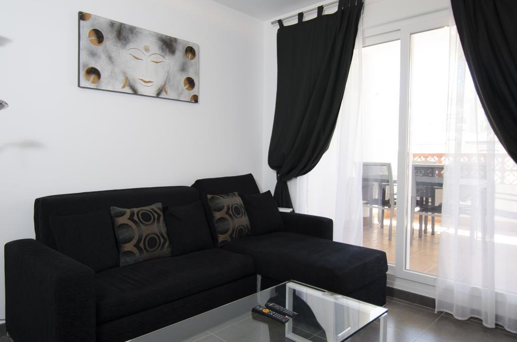 Residencial Linnea Sol By Mar Holidays 오리후엘라 외부 사진